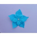 Pin's fleur de soie turquoise