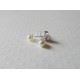 Puces d'oreilles perles swarovski blanches 4mm